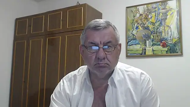 Онлайн чат XXX machomale3