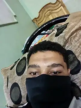 HiddenNeighbor107 Adlı Modelin Web Kamerası Şovu