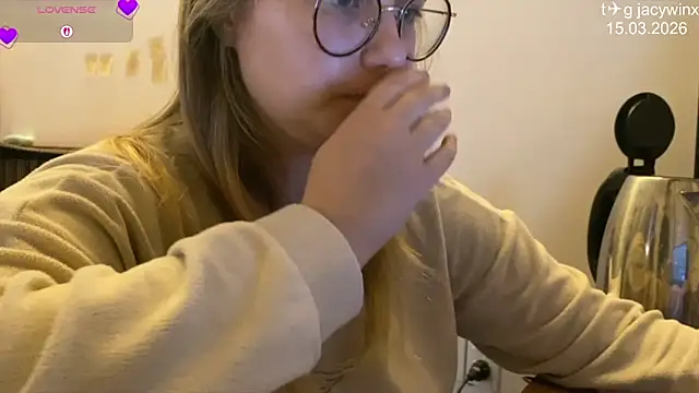 JacyWinslatのライブXXXチャット