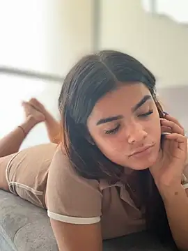 Kaily_Sweet16のライブXXXチャット