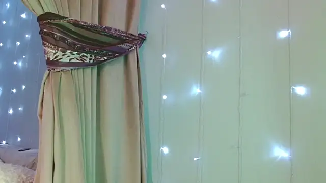 julia_renard Adlı Modelin Canlı XXX Sohbeti