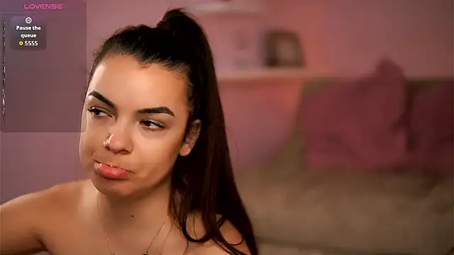 Онлайн чат XXX PeachyyFantasy