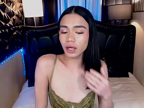 KatalunaBrown 即時 XXX 聊天