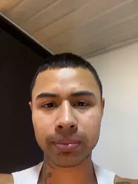 _Logan_Colton_ Chat XXX live