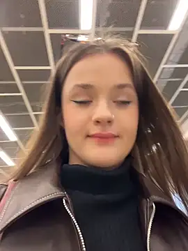 KittyQueeny লাইভ XXX চ্যাট