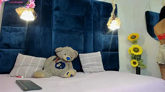 Chat XXX en directo de Laura_Miller1