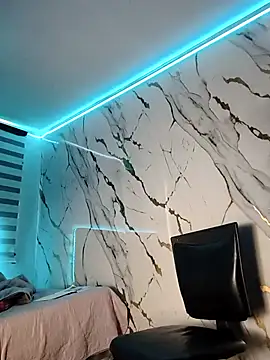 kylievoosx Adlı Modelin Web Kamerası Şovu