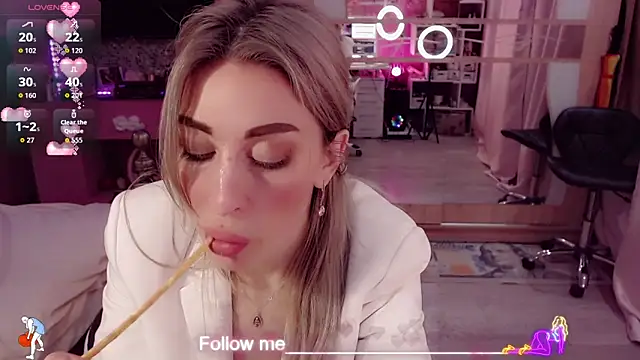 Chatroom XXX en direct de AnnieGOld_