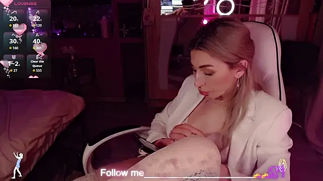 Chatroom XXX en direct de AnnieGOld_