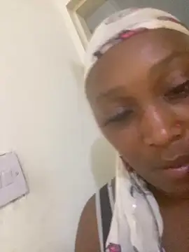 Cardiebae89 live XXX chat