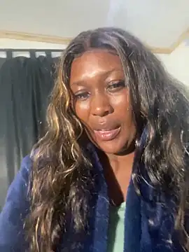 Czat XXX na żywo – Cardiebae89