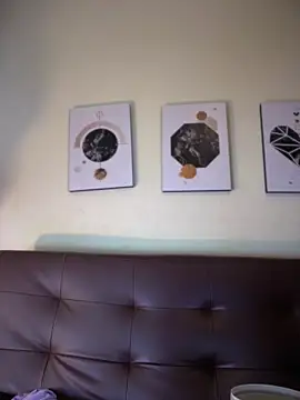 NovaFoxx's Live XXX Chat