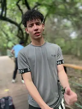 Sembang XXX Secara Langsung yoursexyjose