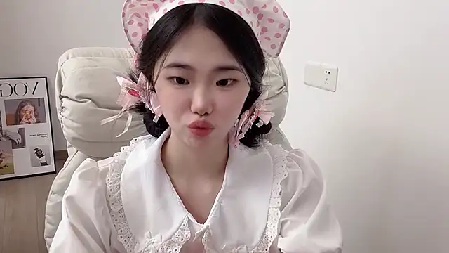 แชท XXX สดของ suki-1