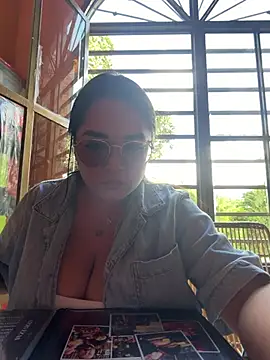 CelesteBrucee 라이브 XXX 채팅