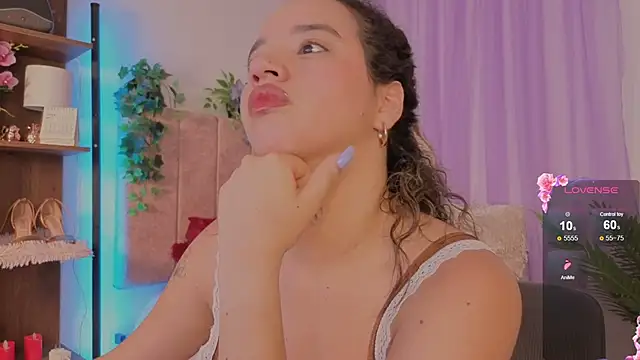 دردشة emilyrouxe الجنسية المباشرة