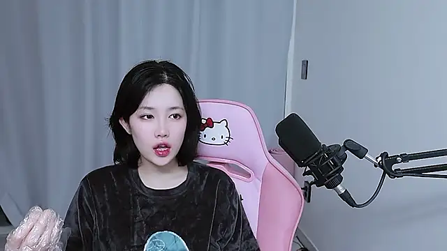 MISA_02 – Live XXX-chat