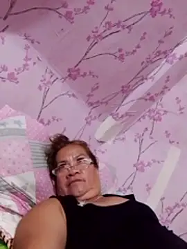 vickyhot1966's Webcam Show