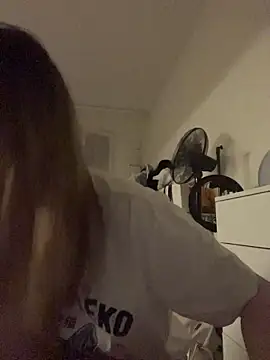 MaryHiggins' Live XXX Chat