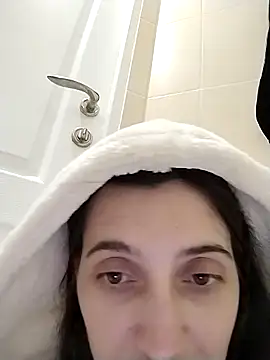 Iren Chat XXX in diretta