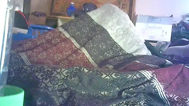 Pertunjukan Kamera Web GUAPAN3S3_FIR3