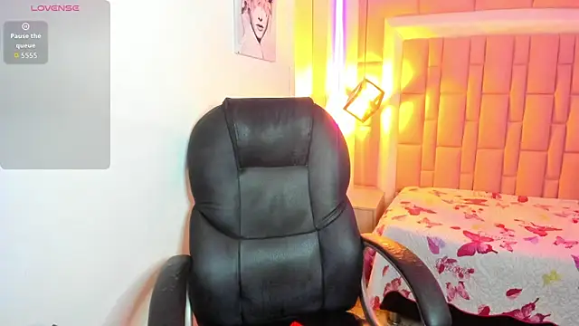 Amelia_Lopez24's Live XXX Chat