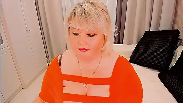 BIGTITSBBW's Live XXX Chat