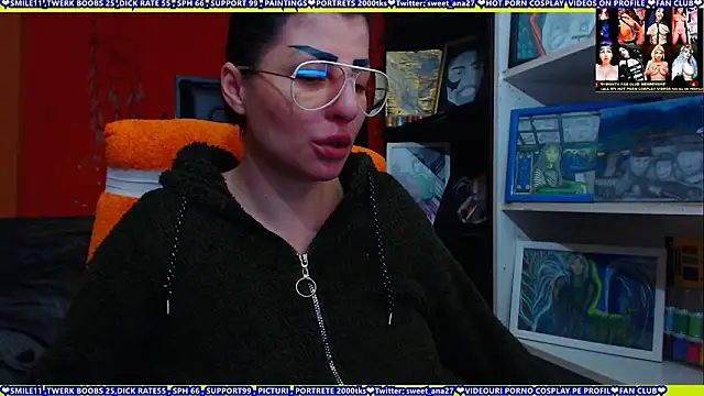 XXX chat uživo modela cuminmenowbbyx