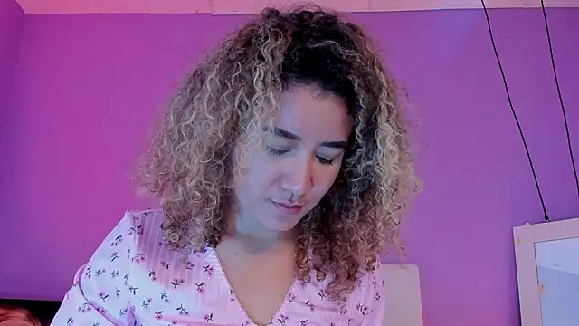 Charlotte11-11 – Live XXX-chat