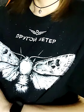 XXX chat uživo modela Aashikalaa