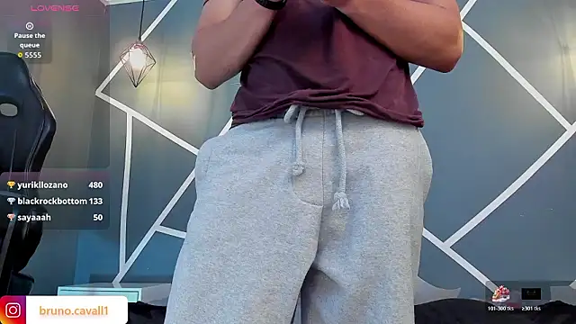 bruno_cavalli's Live XXX Chat