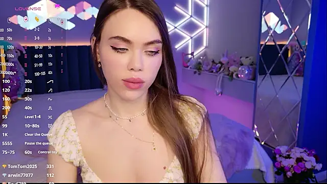 MimiForce's Live XXX Chat