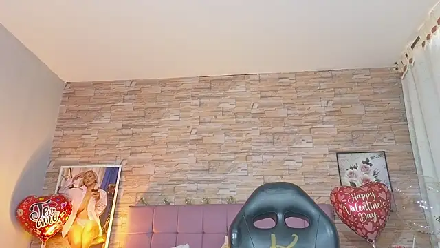 Онлайн чат XXX katalinahell2