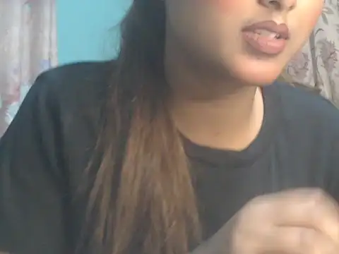 NancyRuvi webcam show