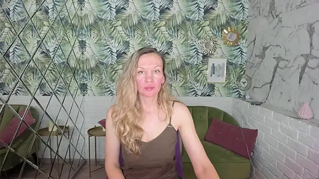 NancyGrace: онлайн-секс-чат