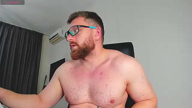 Findom_guy live XXX chat