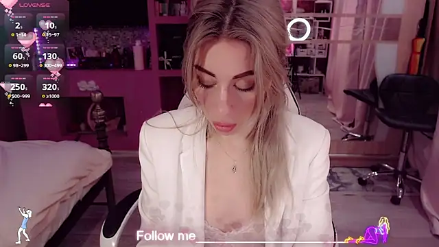 Czat XXX na żywo – AnnieGOld_