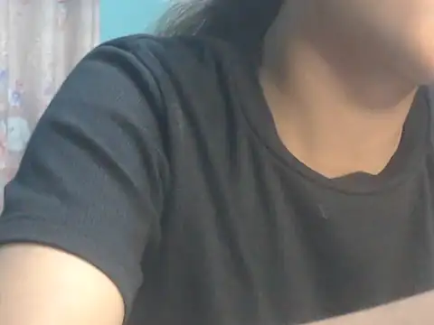 NancyRuvi – Naživo XXX chat