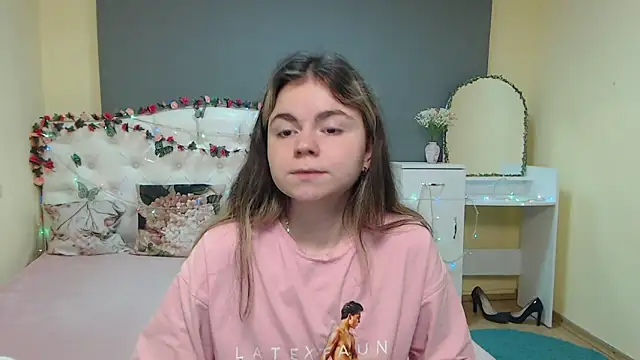 TinaRedly Obrolan Langsung XXX