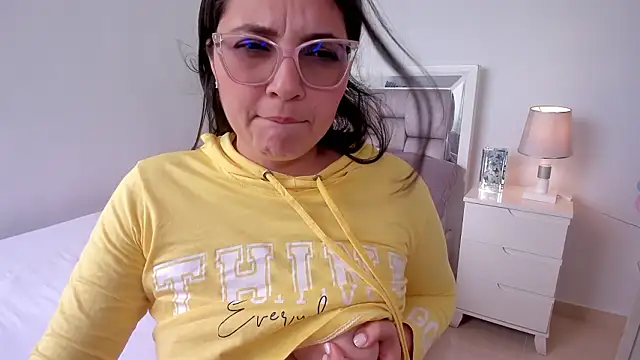 Camilaa_bueno Obrolan Langsung XXX