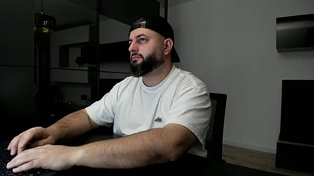 DravenPeak Live XXX-chat