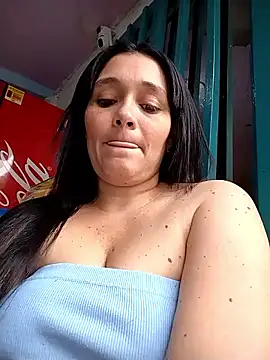 Chat XXX en directo de Astrid_williams