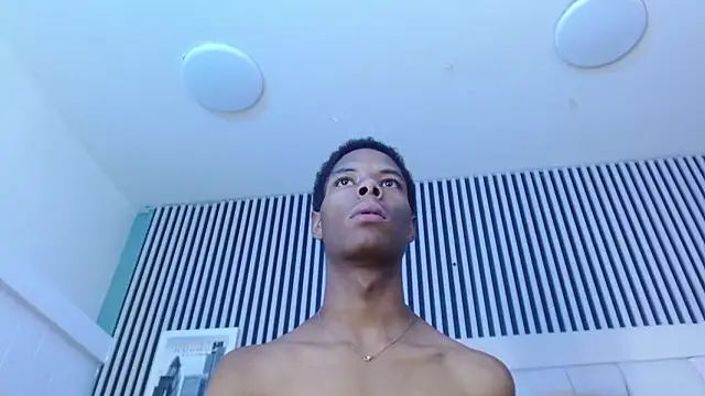 Živý XXX chat Santiago_Ortiz_