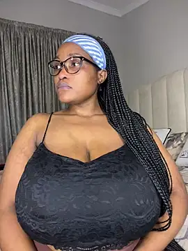 Bustygoddess32's Live XXX Chat