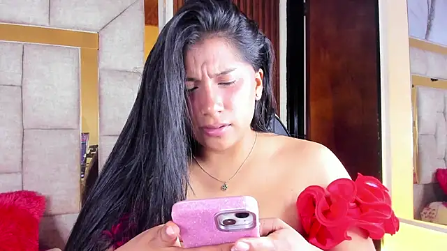 LinnaGardenia Chat XXX live