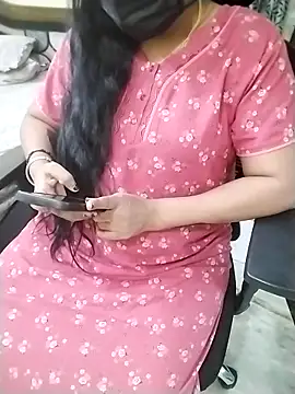 sravyasexyy Show Webcam