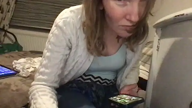 Kittymarlene লাইভ XXX চ্যাট