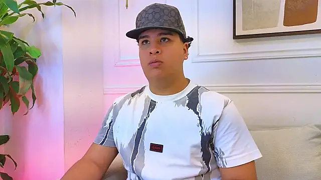 Naim_Bennetsex Chat XXX in diretta