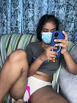 Živý XXX chat SukiyamaAsia