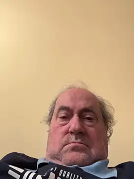 csikar Chat XXX in diretta